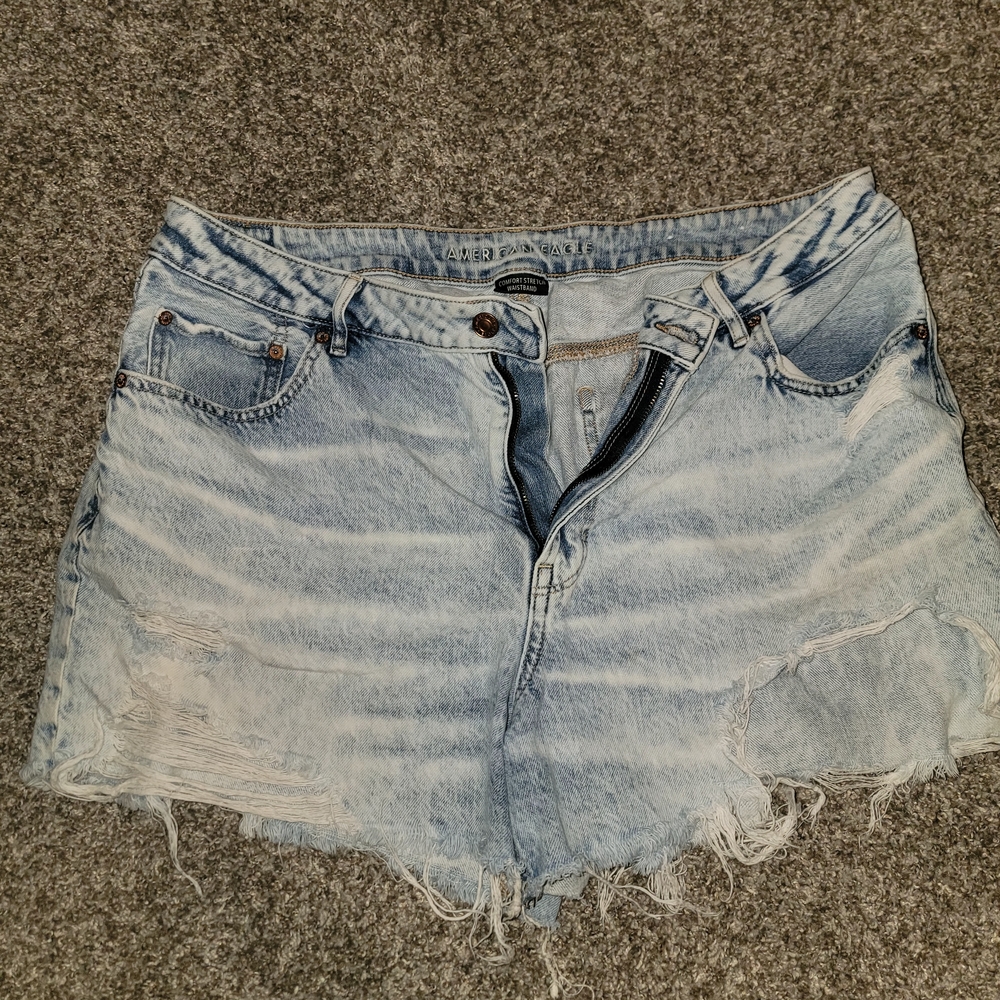 American Eagle Outfitters Light Wash Distressed Tom Girl Denim Shorts